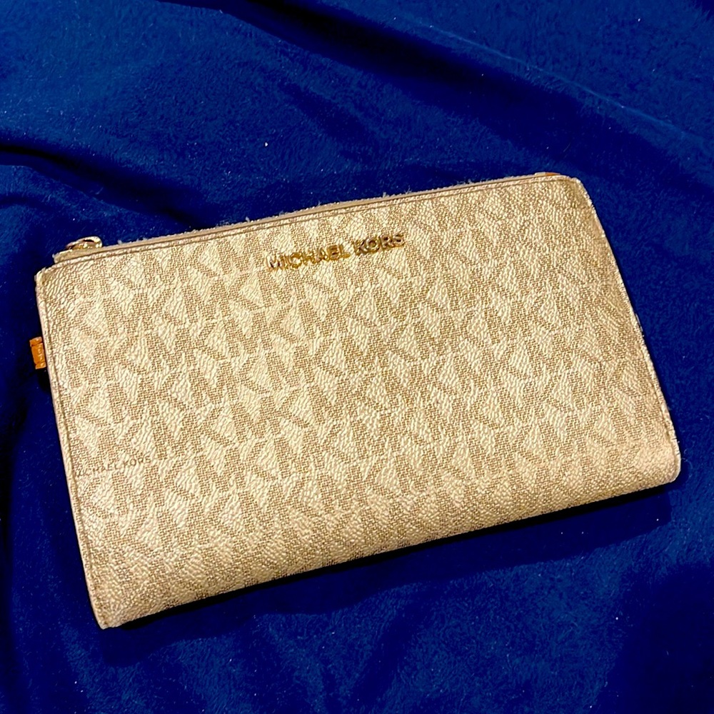 MK wallet